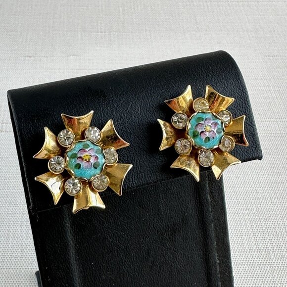 Guilloché Floral Earrings, Vintage Gold Screw-Back - Picture 4 of 7